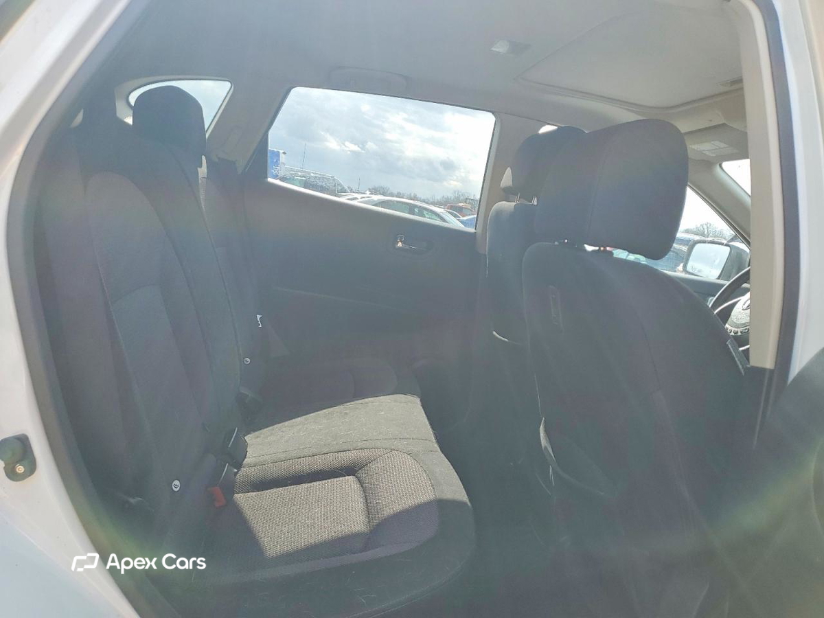 Nissan Rogue 2012