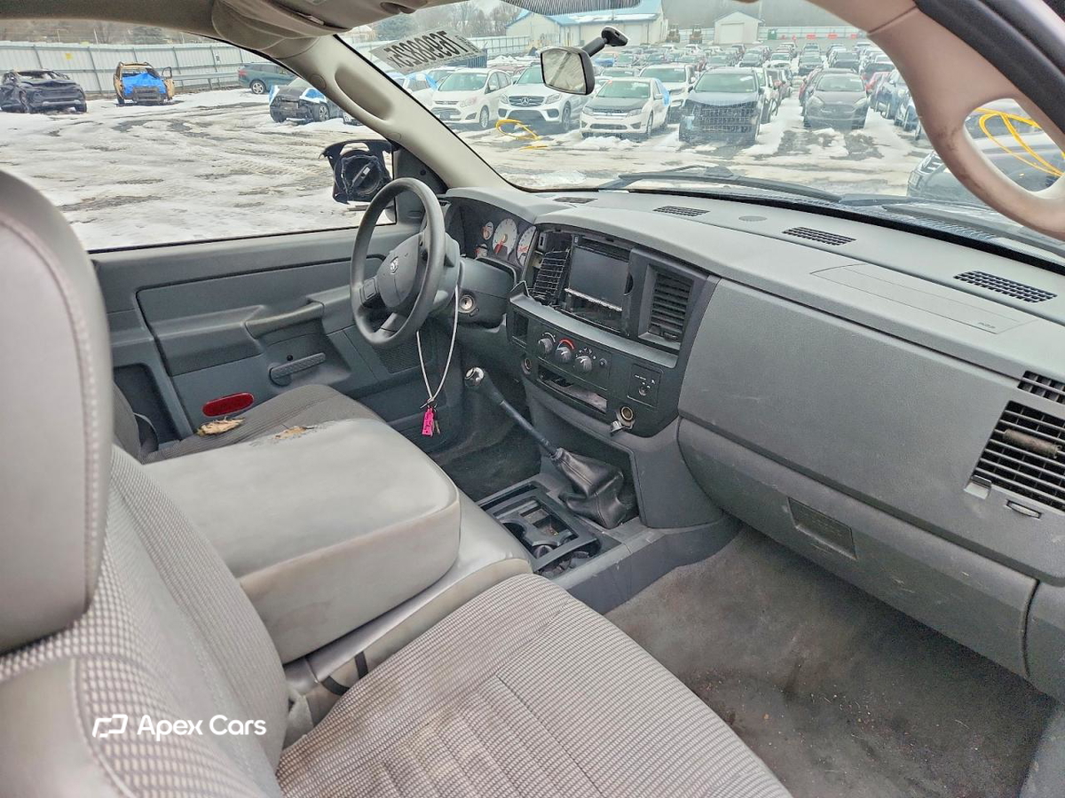 Dodge RAM 2006