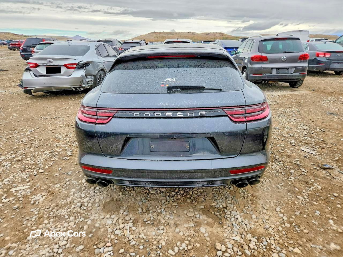 Porsche Panamera 2019