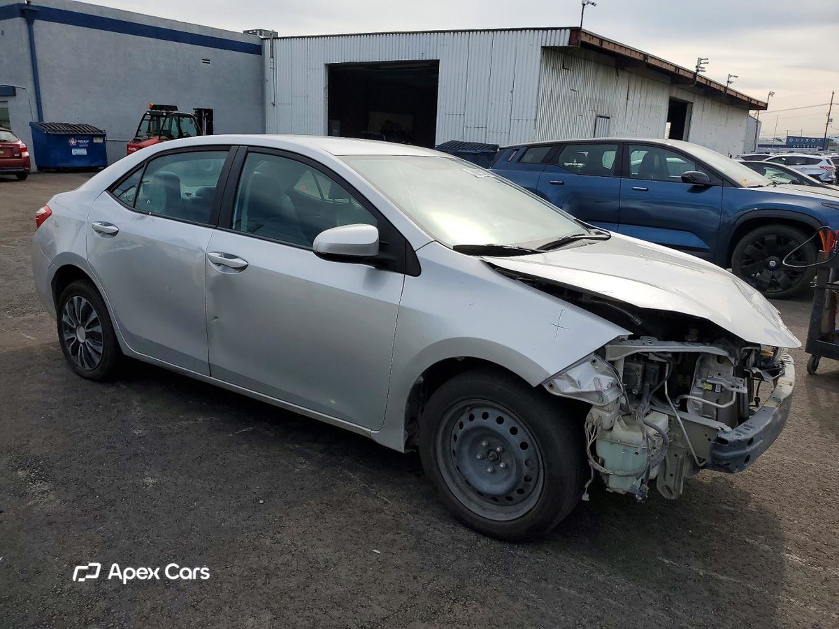 Toyota Corolla 2015