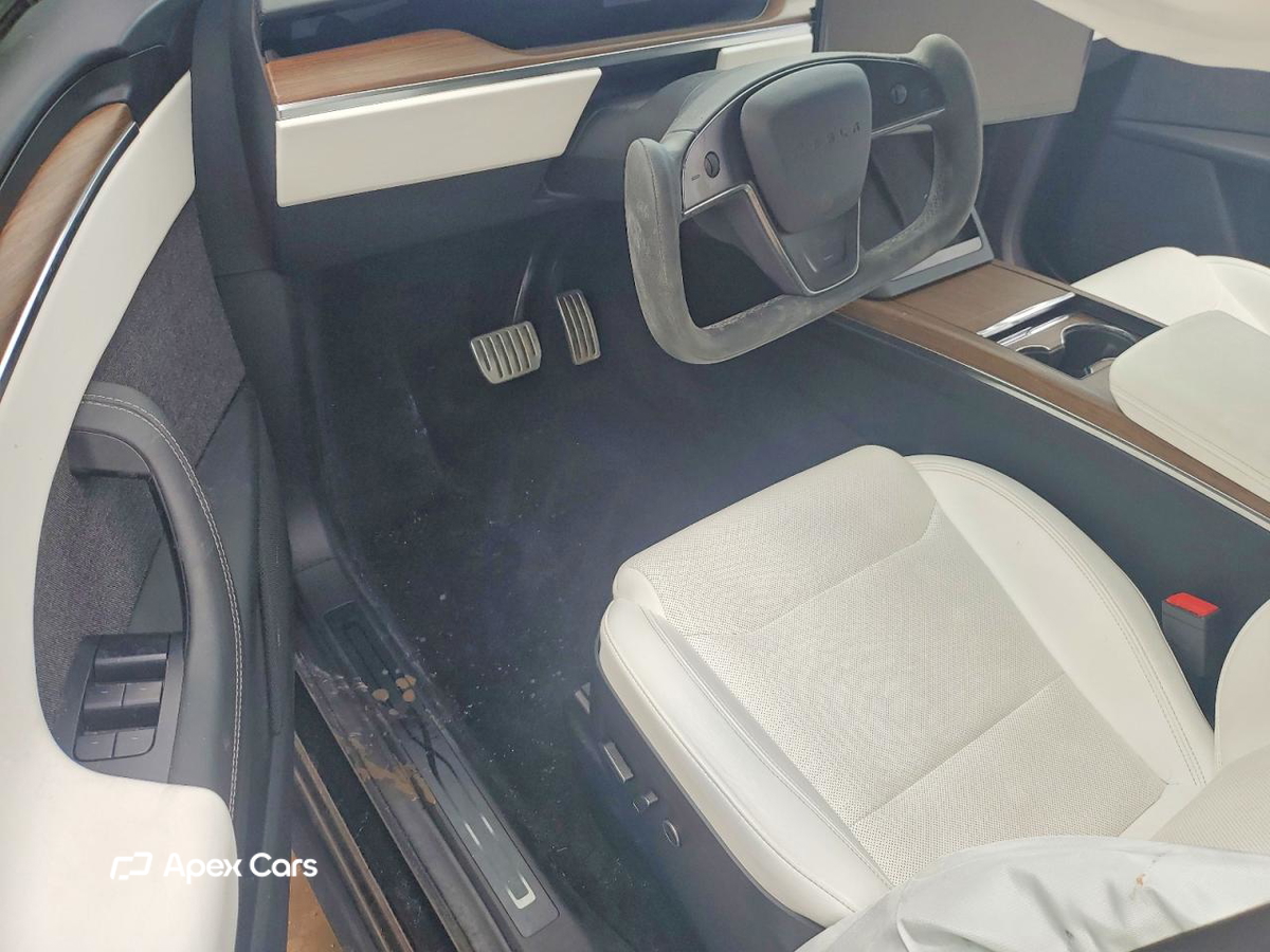 Tesla Model X 2023