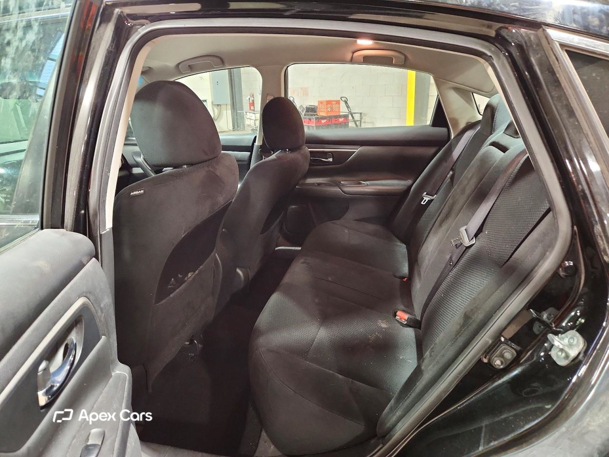 Nissan Altima 2015