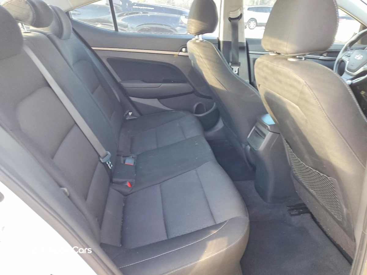 Hyundai Elantra 2018