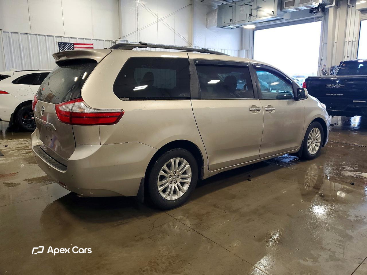 Toyota Sienna 2017