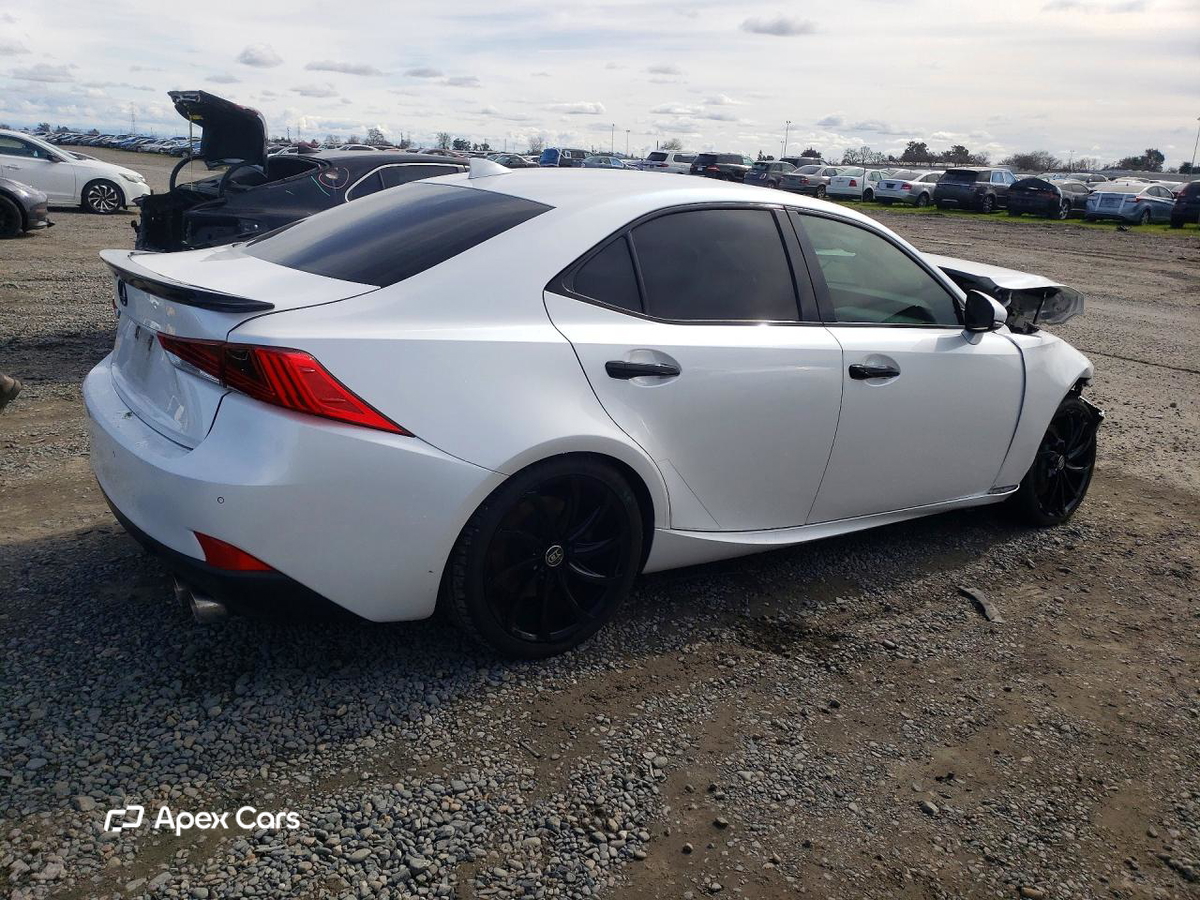 Lexus IS 2018