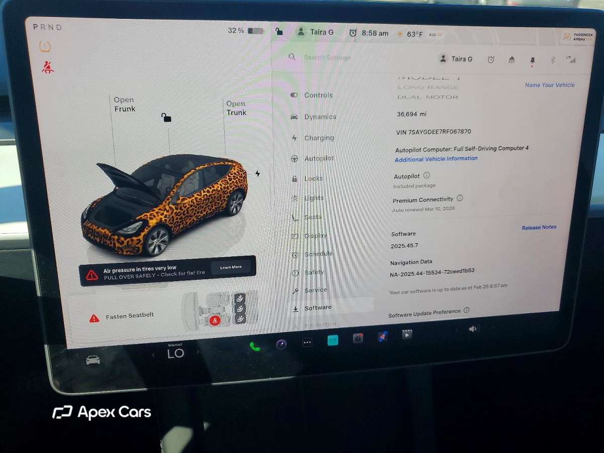 Tesla Model Y 2024
