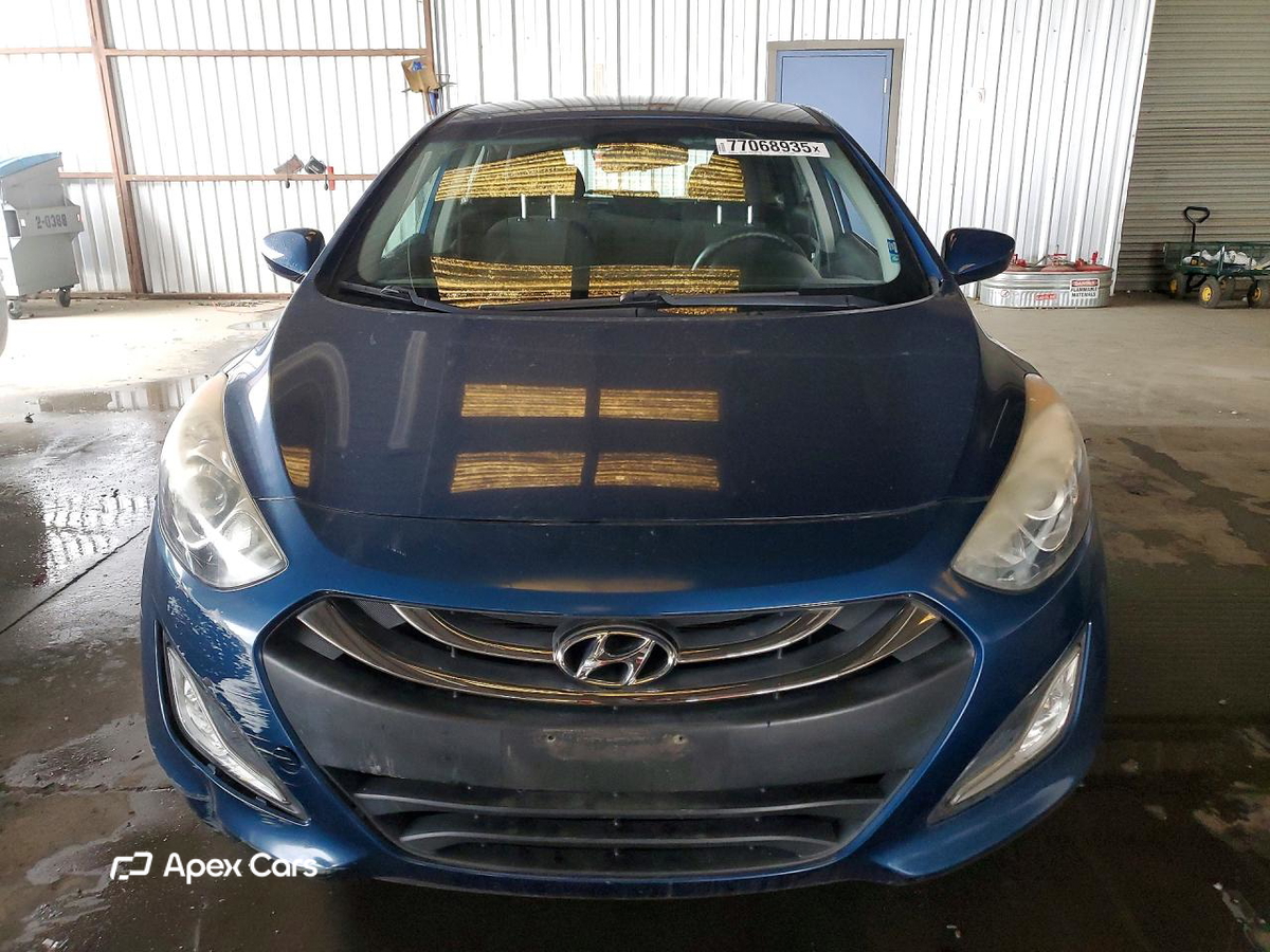 Hyundai Elantra 2014