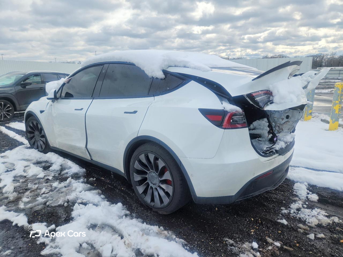 Tesla Model Y 2021
