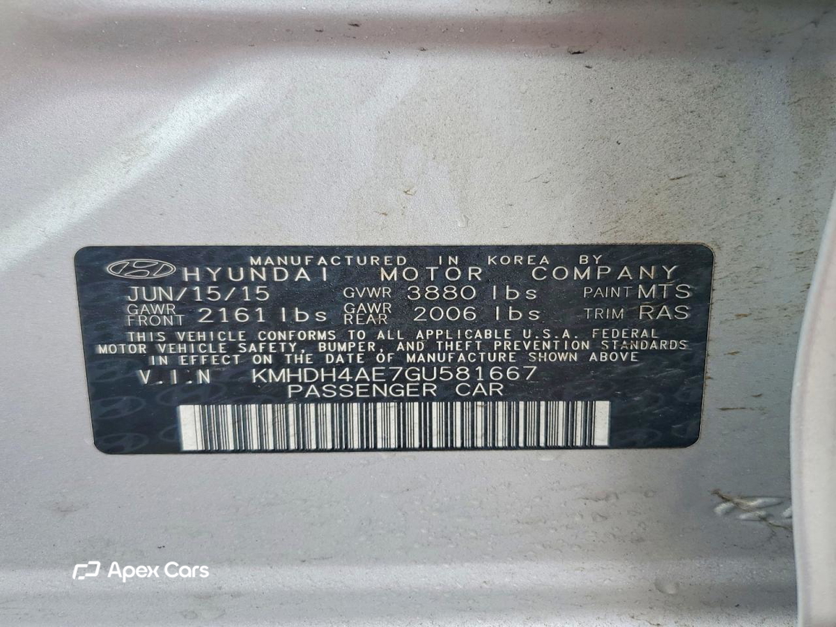 Hyundai Elantra 2016