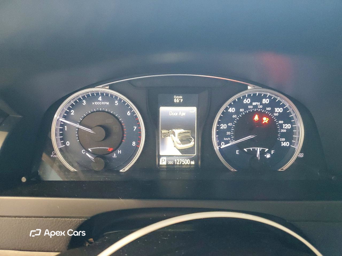 Toyota Camry 2016