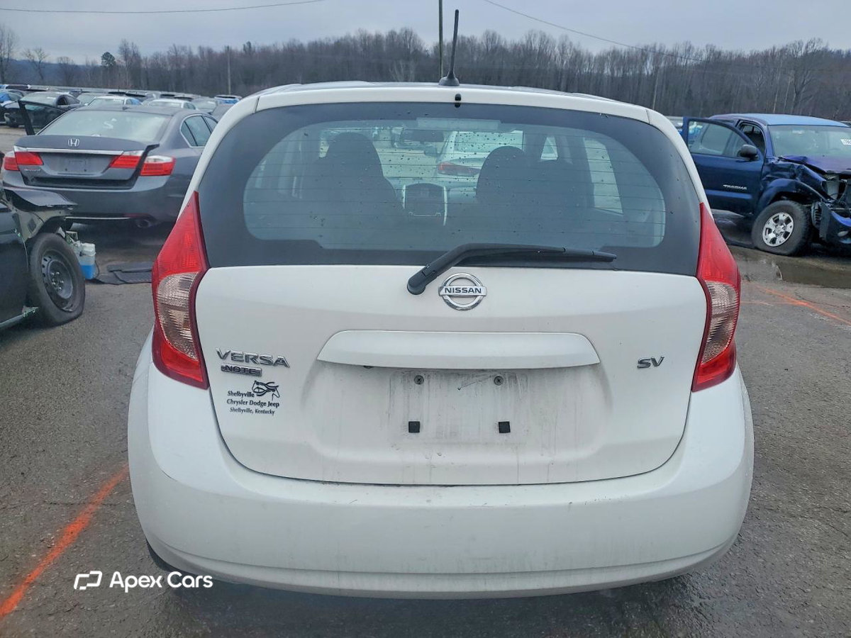 Nissan Versa 2016