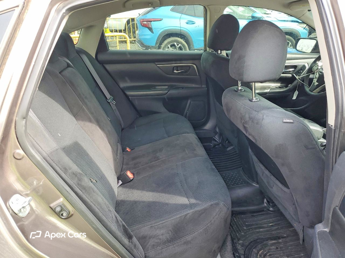 Nissan Altima 2015