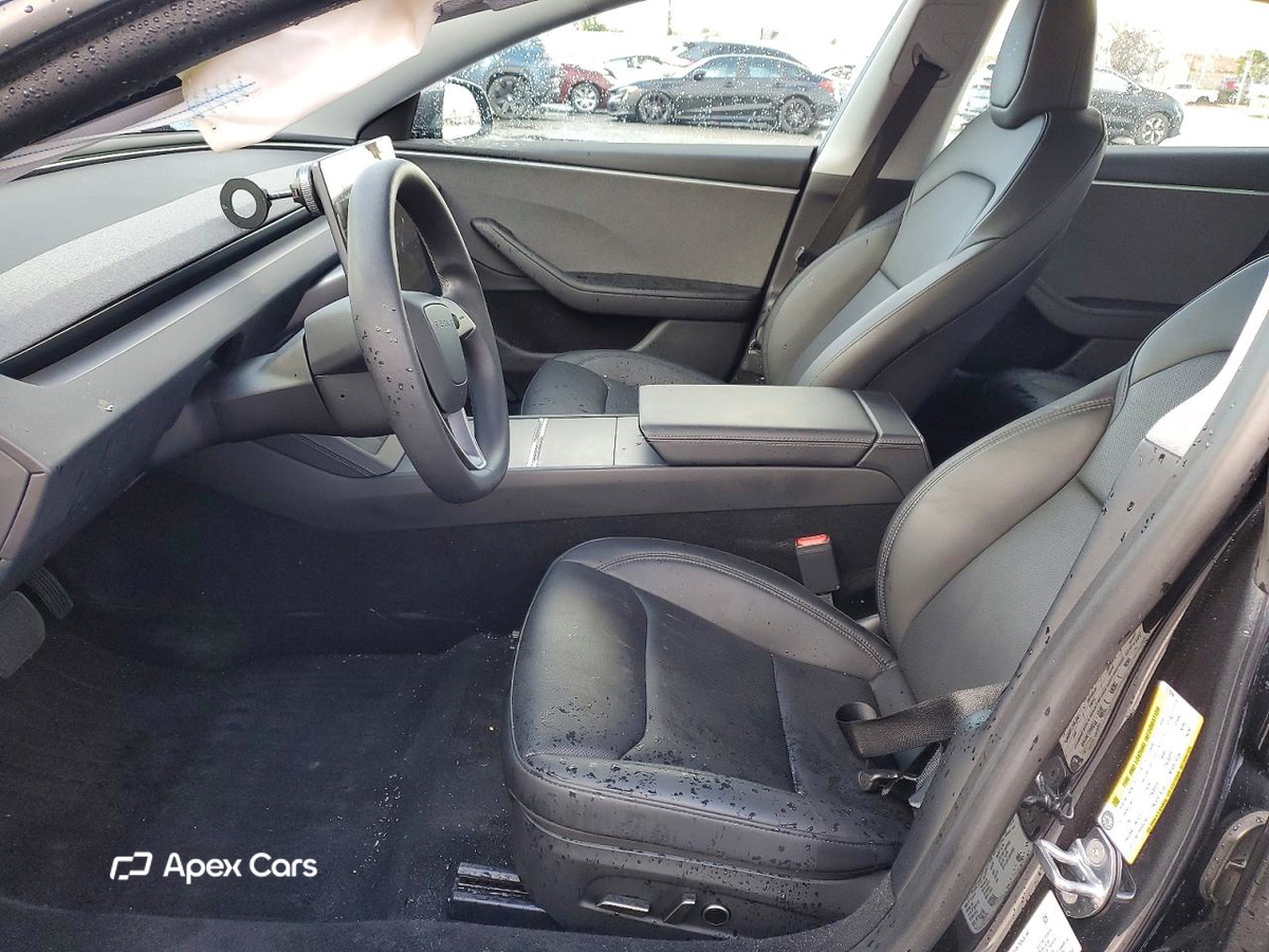 Tesla Model 3 2025