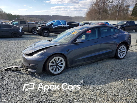 Tesla Model 3 2021 - Image 1 of 12