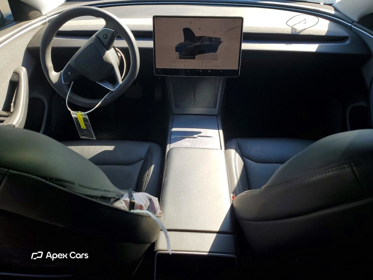 Tesla Model 3 2024