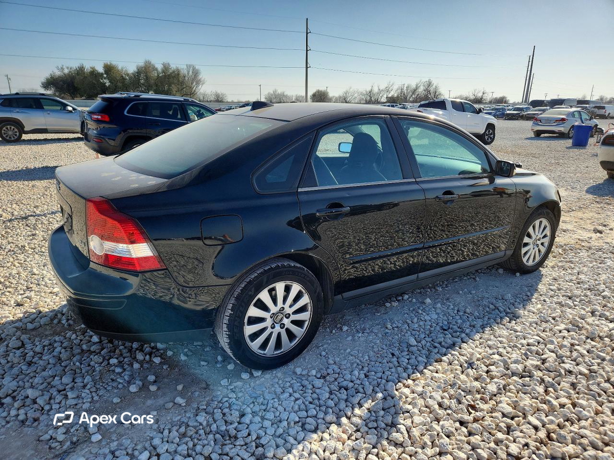 Volvo S40 2005