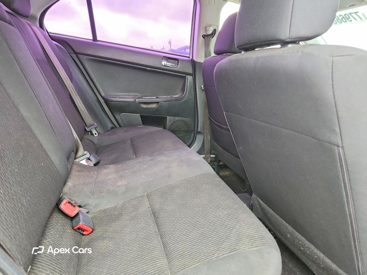 Mitsubishi Lancer 2016