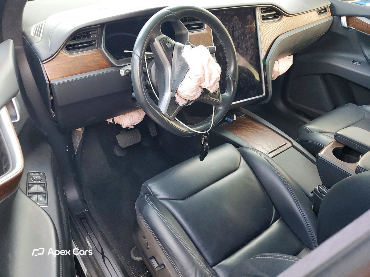 Tesla Model X 2019