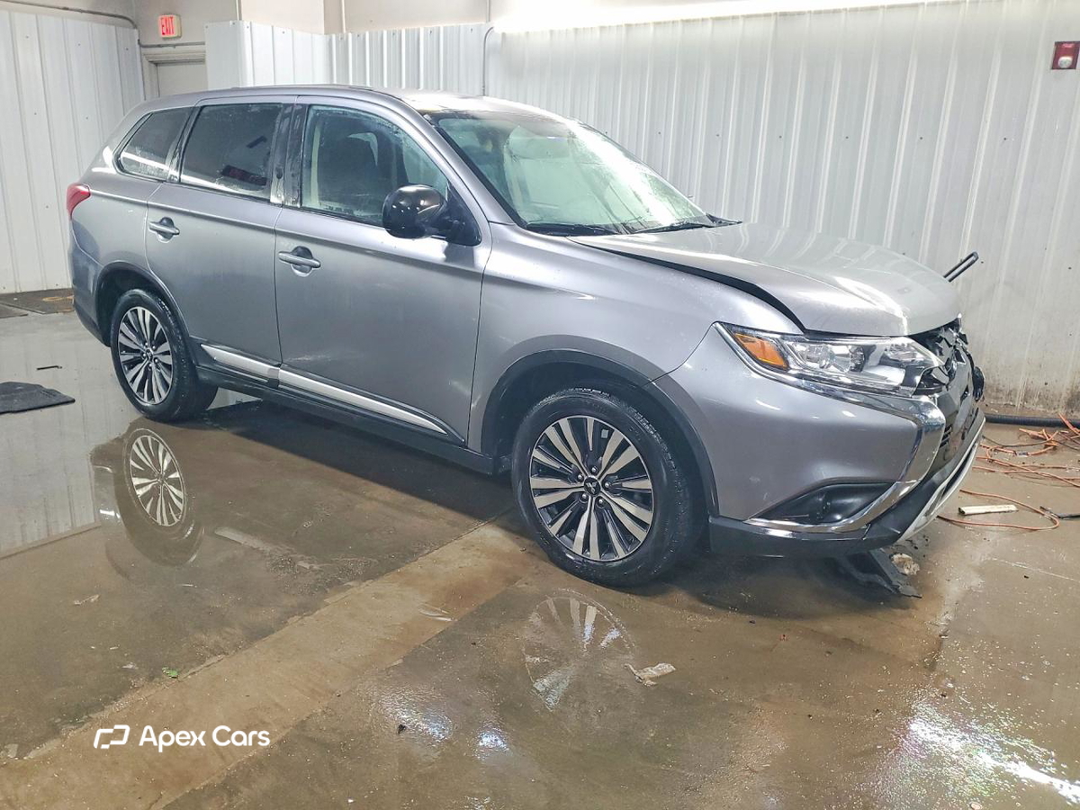 Mitsubishi Outlander 2020