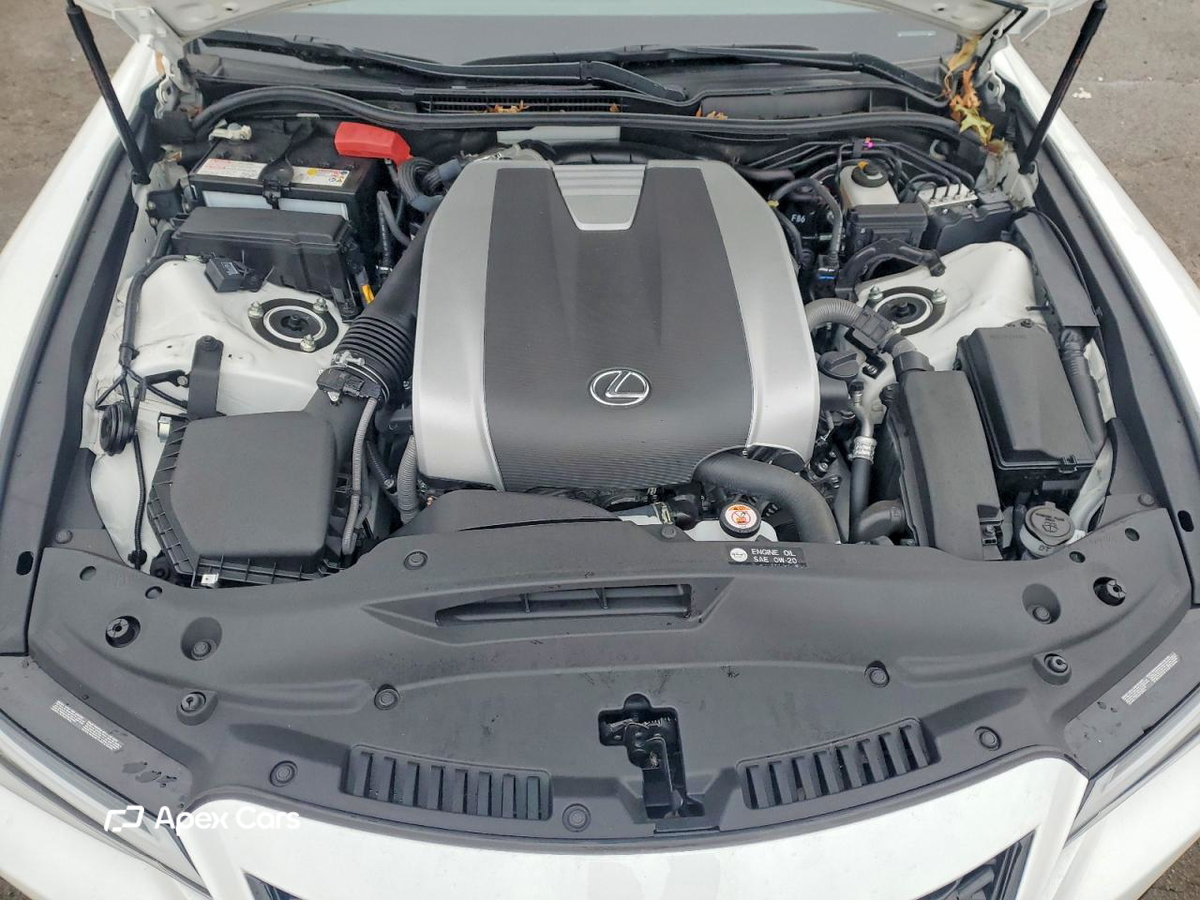 Lexus IS 2024