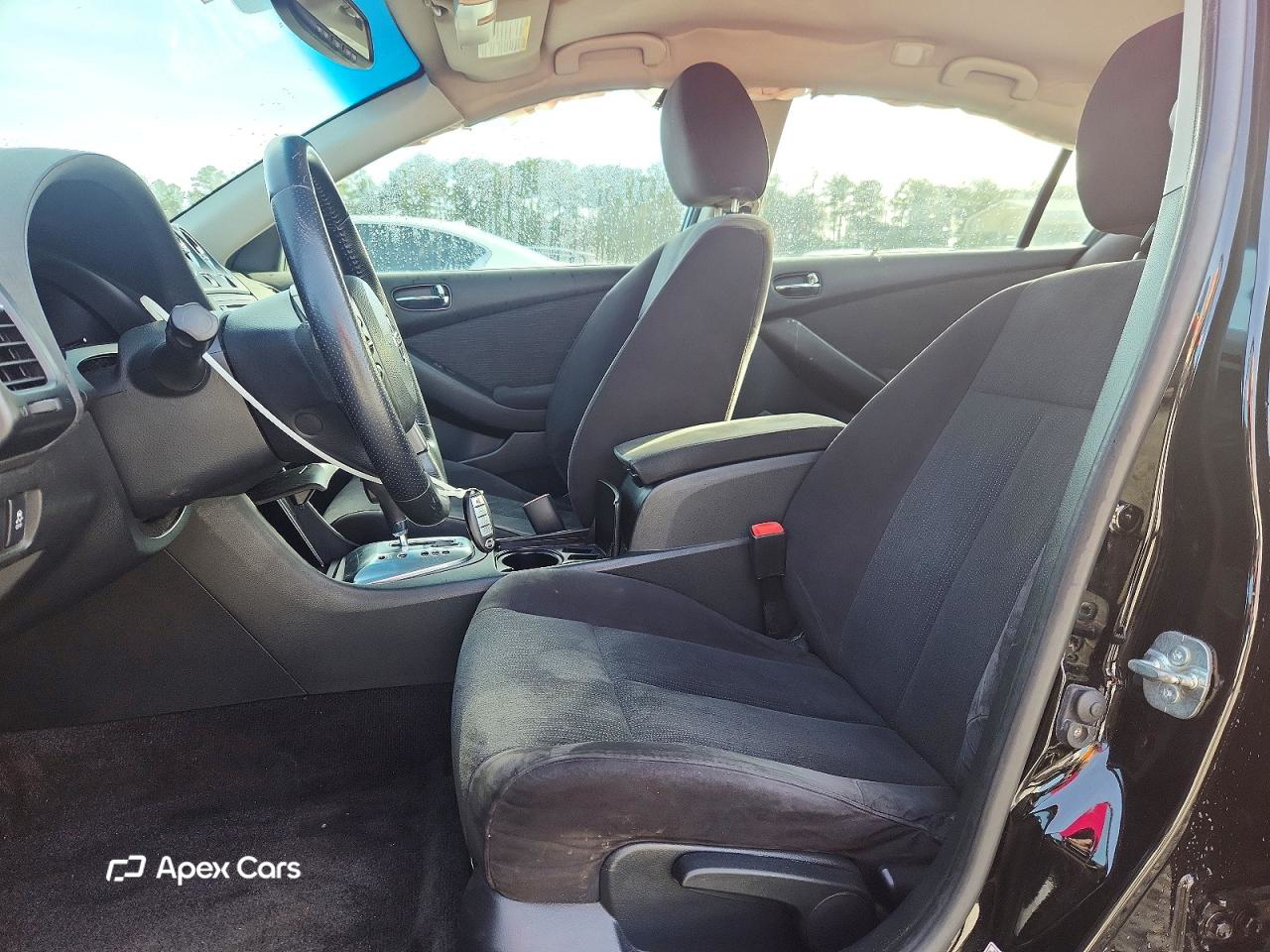 Nissan Altima 2012