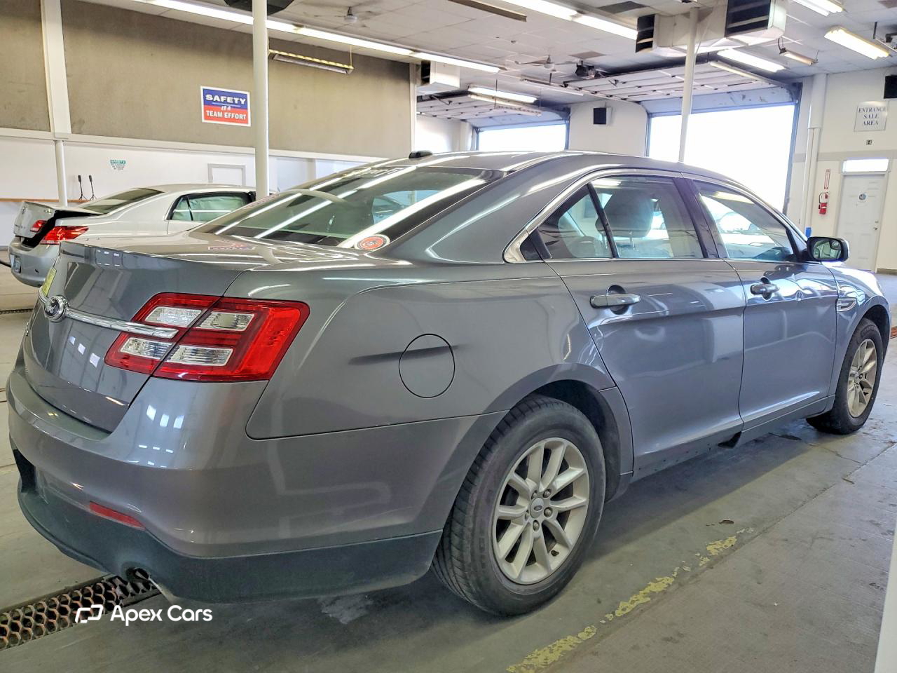 Ford Taurus 2013