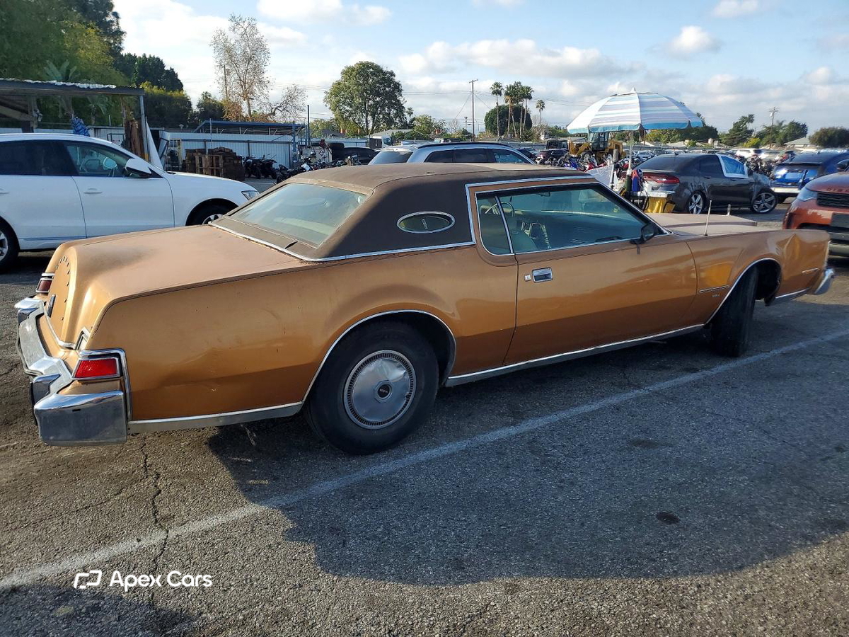 Lincoln Continental 1975