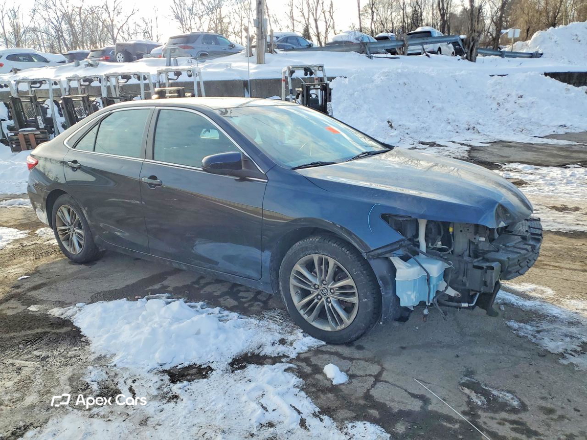 Toyota Camry 2016