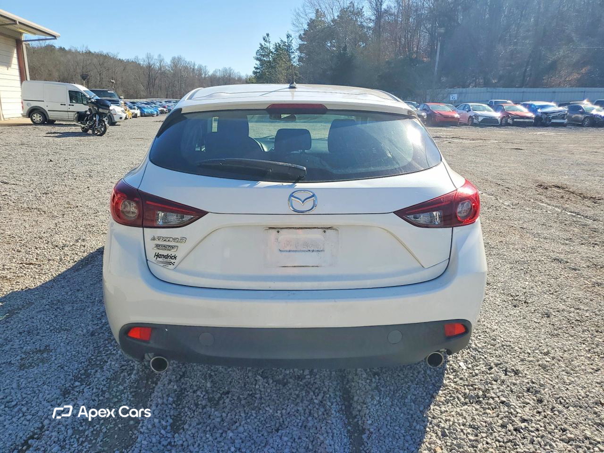 Mazda 3 2015