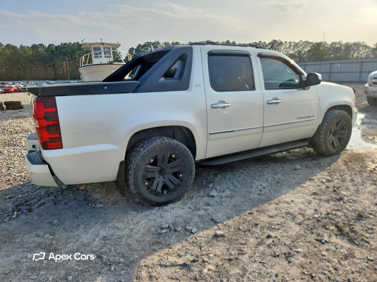 Chevrolet Avalanche 2011