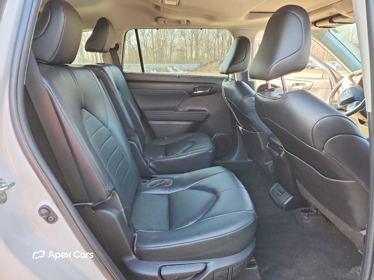 Toyota Highlander 2023