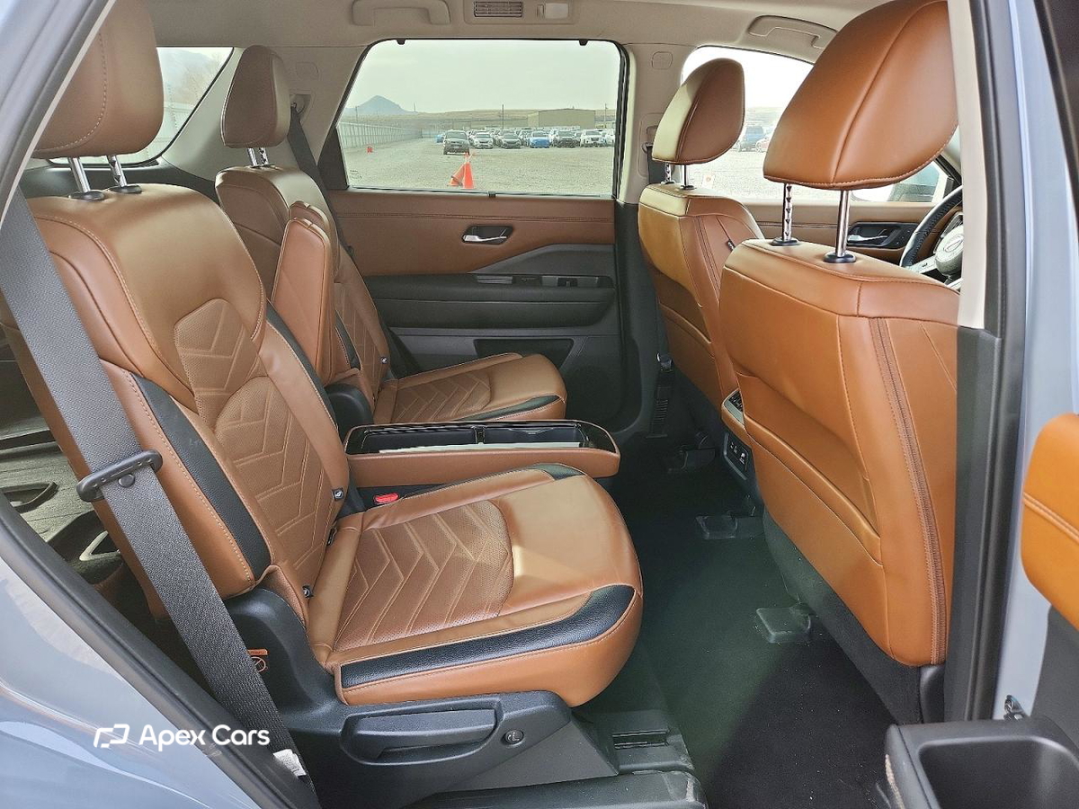 Nissan Pathfinder 2023