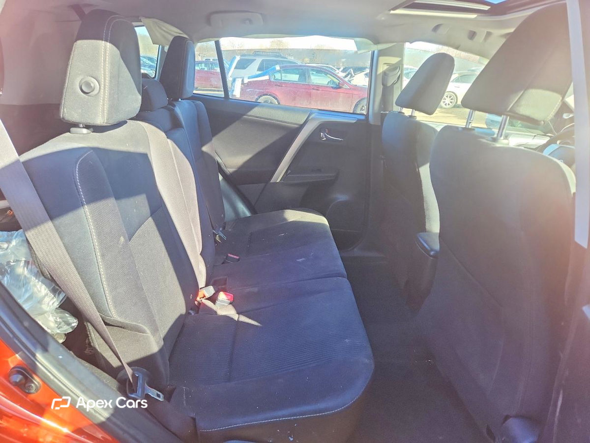 Toyota RAV 4 2015