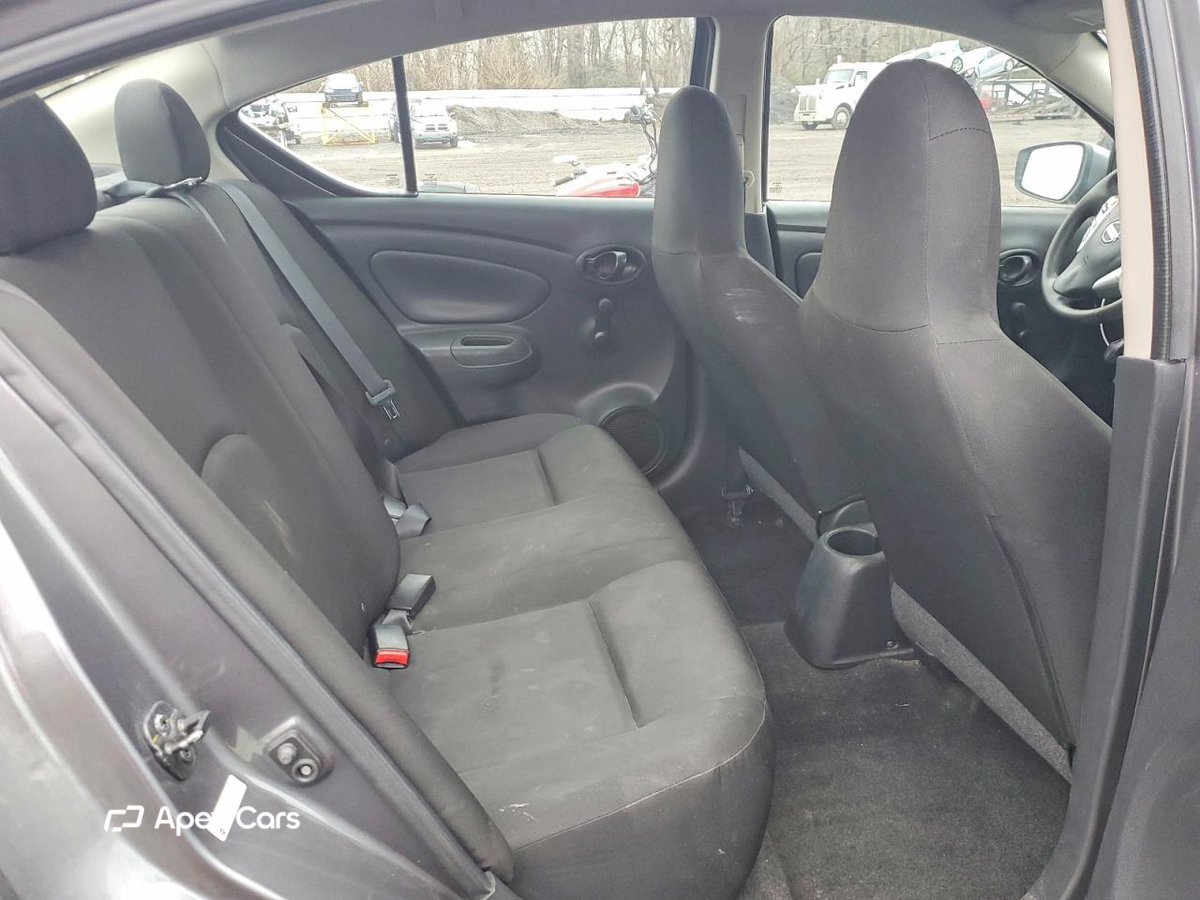 Nissan Versa 2017