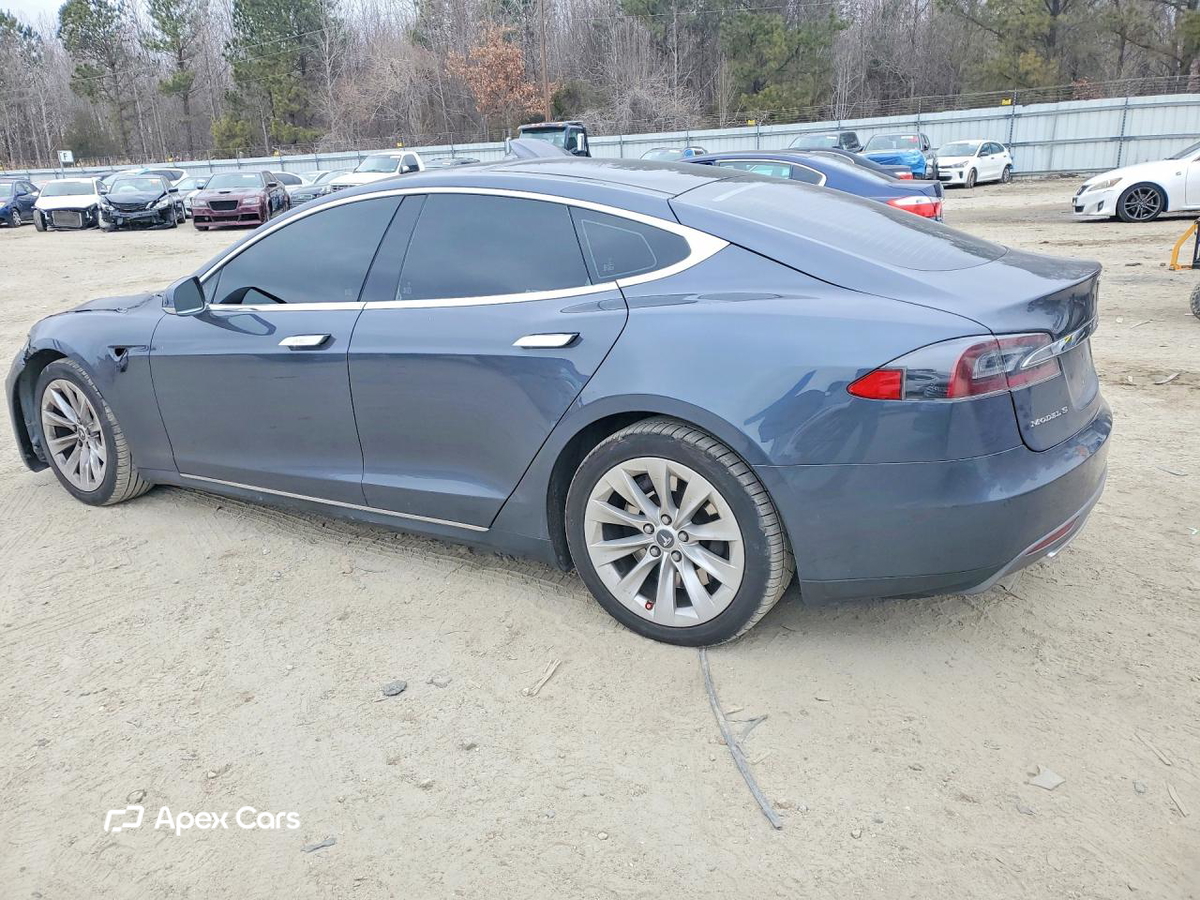 Tesla Model S 2014