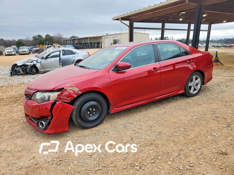 Toyota Camry 2012 - Image 1 of 13