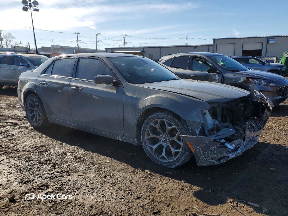 Chrysler 300 2018
