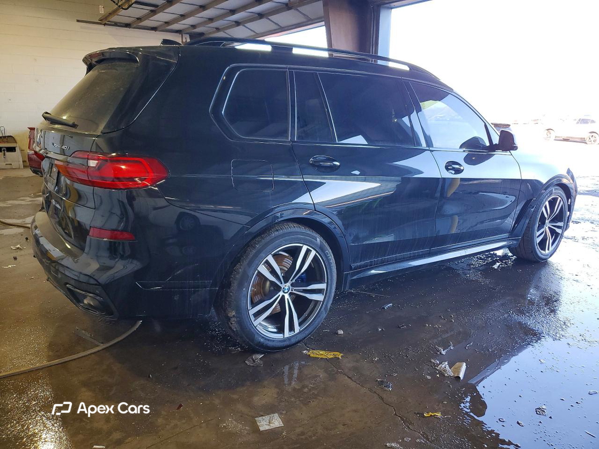 BMW X7 2022