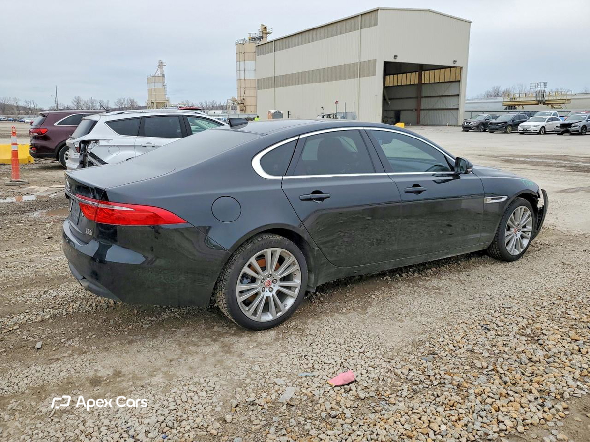 Jaguar XF 2020