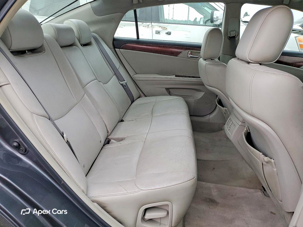 Toyota Avalon 2011