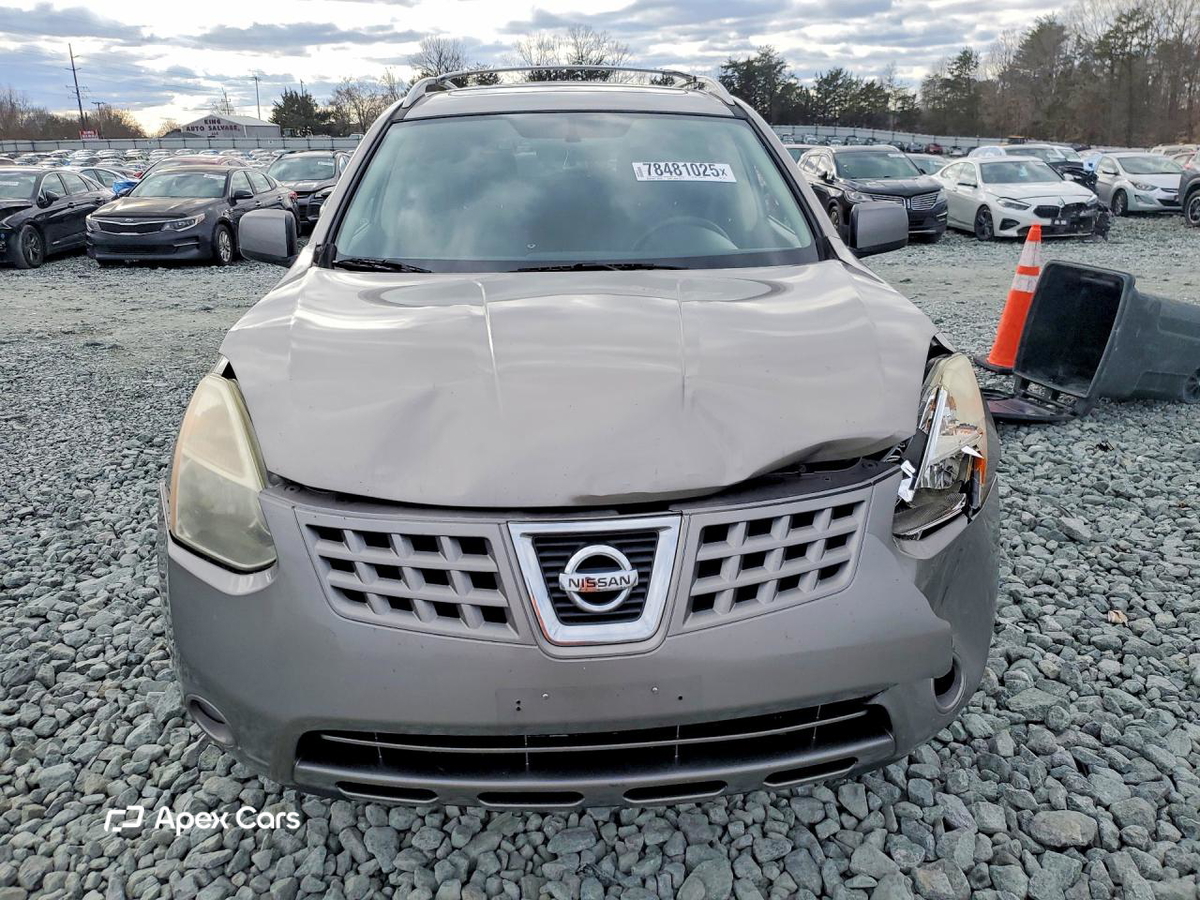 Nissan Rogue 2010