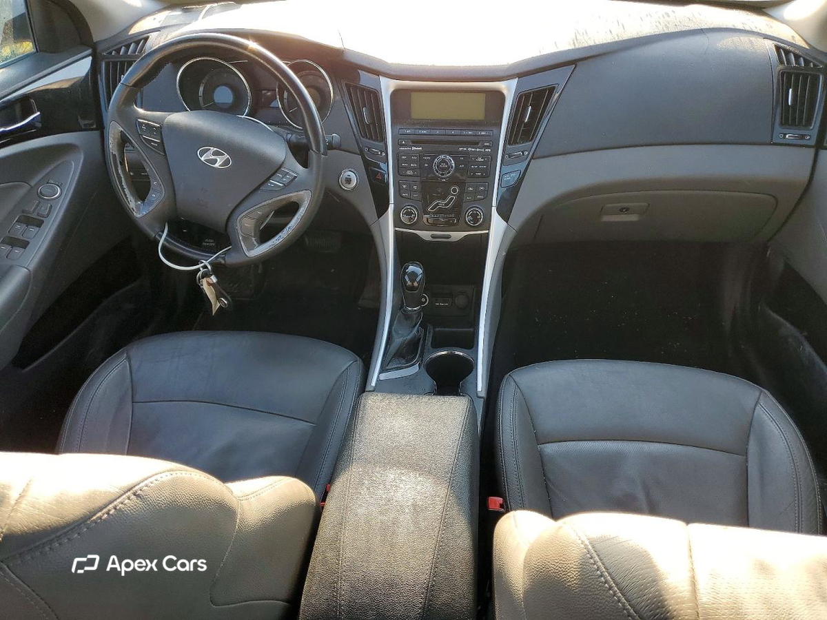 Hyundai Sonata 2011