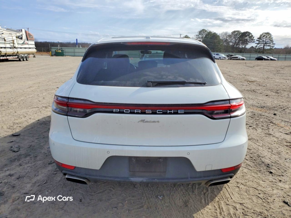 Porsche Macan 2021