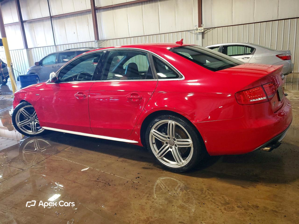 Audi RS4 2011