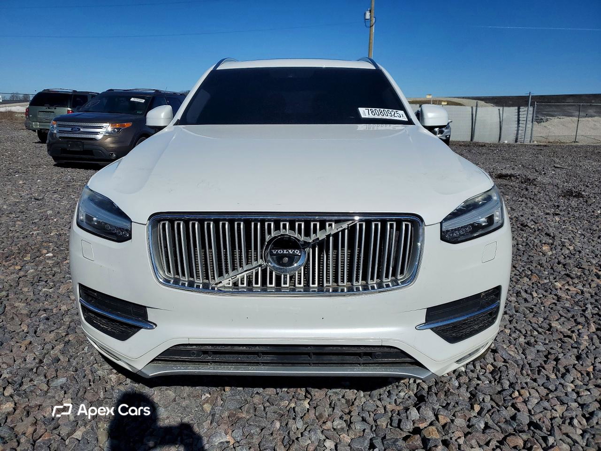 Volvo XC90 2016
