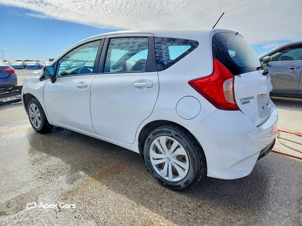 Nissan Versa 2018