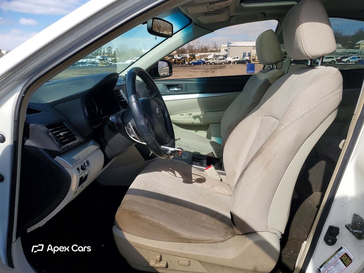 Subaru Legacy 2014