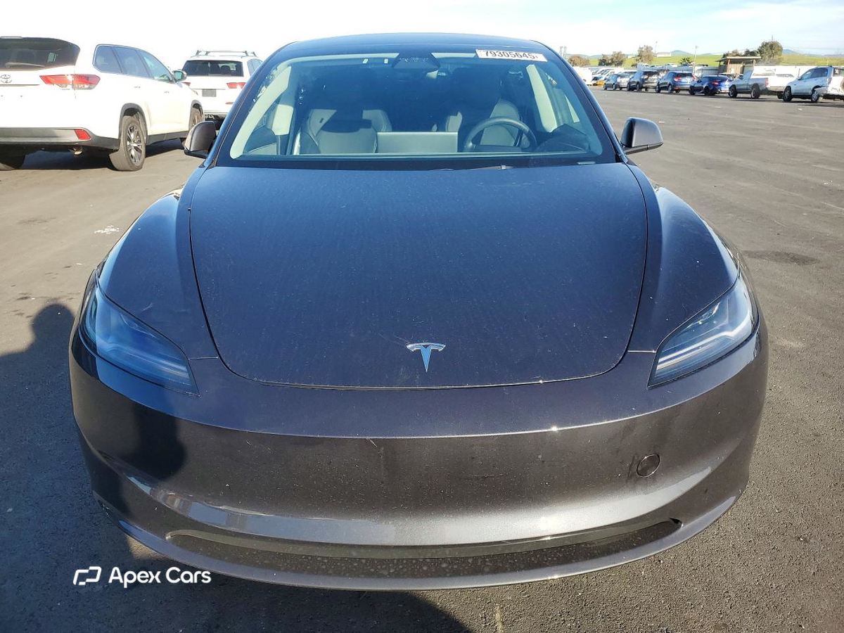 Tesla Model 3 2025