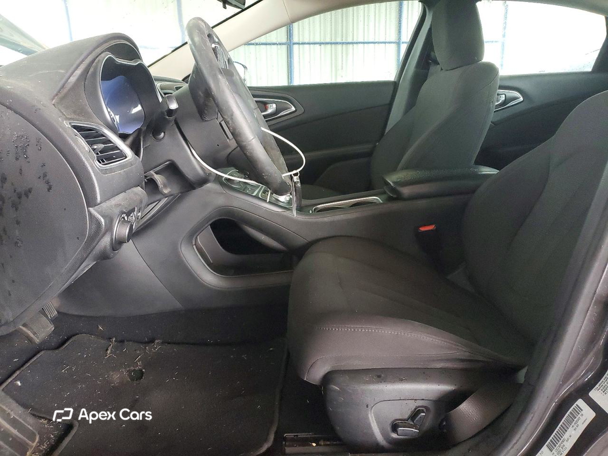 Chrysler 200 2015