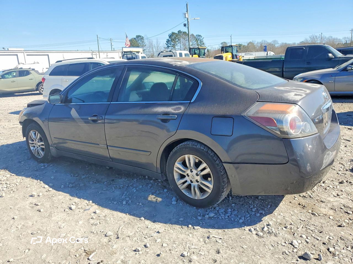 Nissan Altima 2012